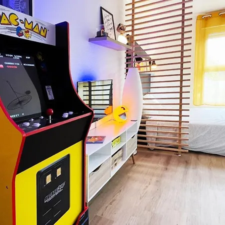 Futurostudio - Pacman - Futuroscope - Poitiers * Jaunay-Clan